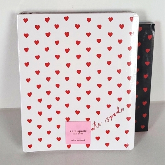 Kate Spade Small Spiral Notebook White Red Heart - Picture 1 of 4
